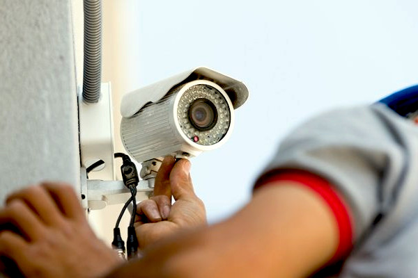Instalación de Alarmas en Salinas, la Libertad, Santa Elena, Instalacion Camaras IP en Salinas, Kits de seguridad Salinas,  Guayaquil, La libertad, Guayas,  Instalacion camaras de seguridad salinas- centrales telefonicas economicas en salinas, Telefonica IP en Salinas - Santa Elena Ecuador